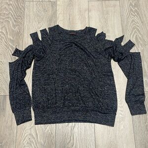 Heather gray/black sweater